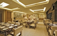 Restaurant 2 Country Inn & Suites by Radisson, Goa Panjim