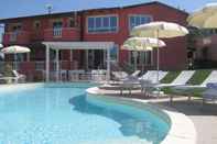 Swimming Pool Hotel Borgo di Santa Barbara