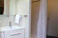 Toilet Kamar Hotel Celtic