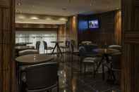 Bar, Kafe dan Lounge Opera House Hotel