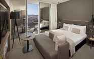 Bedroom 4 The Level At Melia Barcelona Sky