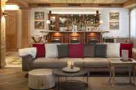 Bar, Kafe, dan Lounge Swiss Alpine Hotel Allalin