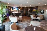 Bar, Cafe and Lounge Microtel Inn & Suites by Wyndham Weyburn