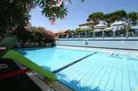 Swimming Pool Hotel Antares