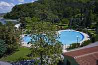 Swimming Pool Vila Maia