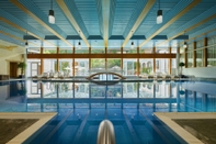 Swimming Pool Hotel Monte Rosa