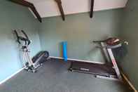 Fitness Center Chateau Backpacker & Motels