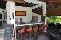 Bar, Cafe and Lounge Minang Cove Resort