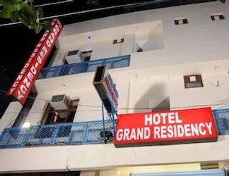 Bên ngoài 2 Hotel Grand Residency