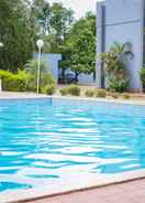 SWIMMING_POOL Stella Solaris Cataratas