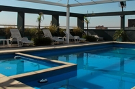 Swimming Pool Hotel Bicentenario Suites & Spa