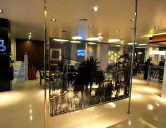 Lobi 2 Hotel Bicentenario Suites & Spa