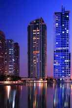 Bangunan 4 Mövenpick Hotel Jumeirah Lakes Towers