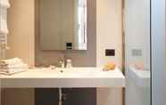 In-room Bathroom 5 Manin Suites