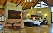 Bedroom 6 Black Rhino Game Lodge