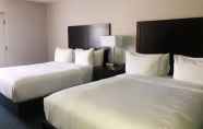 Bedroom 6 Days Inn by Wyndham Sarnia Harbourfront