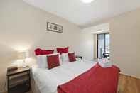 Bilik Tidur Docklands Private Collection of Apartments - NewQuay