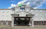 Exterior 2 Holiday Inn Express Yorkton East, an IHG Hotel