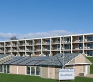 Exterior 3 WorldMark Surfside Inn