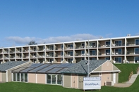 Exterior WorldMark Surfside Inn