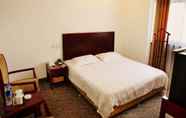 Bilik Tidur 2 GreenTree Inn ShangHai BeiWaiTan NingGuo Road Station Hotel