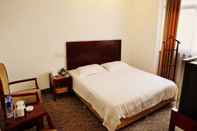 Kamar Tidur GreenTree Inn ShangHai BeiWaiTan NingGuo Road Station Hotel