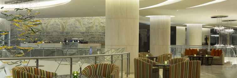 Lobby Millennium Al Rawdah Hotel