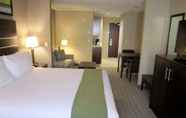 Bedroom 6 Holiday Inn Express Golden-Kicking Horse, an IHG Hotel
