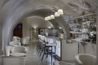 Bar, Cafe and Lounge Chateau Herálec Boutique Hotel & Spa by L'OCCITANE