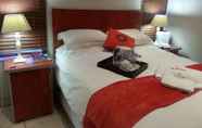 Kamar Tidur 2 Jay and Bee Guest House