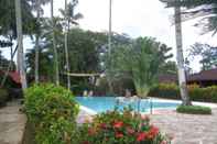 Swimming Pool Hotel Palococo