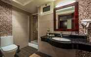 ห้องน้ำภายในห้อง 3 Boudl Al Shatea