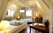 Bedroom 4 Hôtel la Couleuvrine