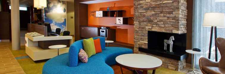 Lobi Fairfield Inn & Suites Wentzville