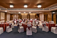 Functional Hall Leisure Inn Grand Chanakya