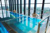 Swimming Pool Fletcher Wellness - Hotel Leiden