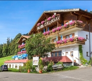 Exterior 2 Berg- und Aktivhotel Edelsberg