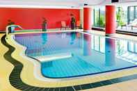 Swimming Pool PHÖNIX Hotel