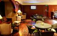 Bar, Cafe and Lounge 5 Al Shohada Hotel