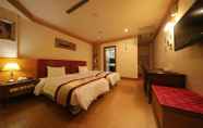 Bilik Tidur 3 Wenpin Hotel Pier2