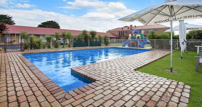 Swimming Pool Gateway Motor Inn Warrnambool