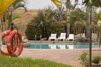 Swimming Pool Apartamentos Playa de Los Roques