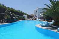 Swimming Pool Mykonian Iros