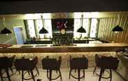 Bar, Kafe dan Lounge 7 Hotel City Heart Premium