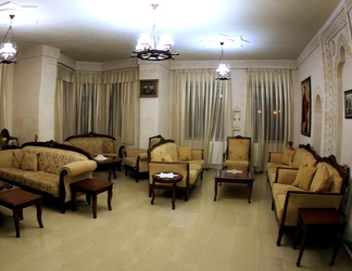 Lobby 2 Turabdin Hotel