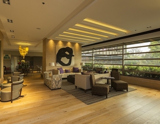 Lobby 2 EK Hotel By Preferred Hotels Group