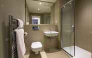 In-room Bathroom 2 Cove Minshull Street