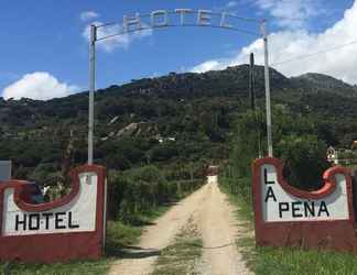 Exterior 2 Hotel La Peña