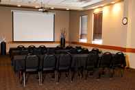 Functional Hall Podollan Inn & Spa Grande Prairie