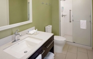 In-room Bathroom 7 Home2 Suites by Hilton Salt Lake City/South Jordan, UT